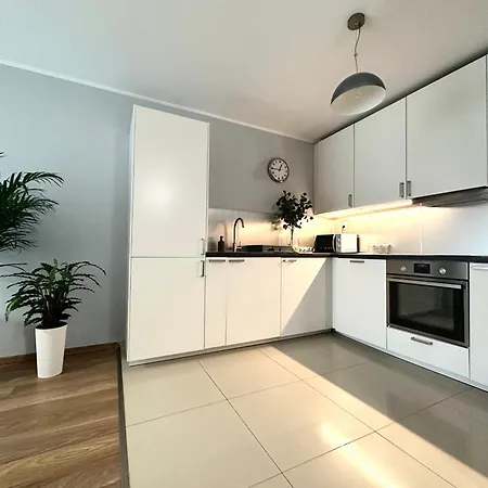 Apartamento Dmowskiego 19c- Self Check-in 20h ~ Lift *